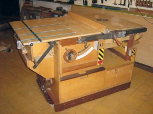 Table Saw from Plans
