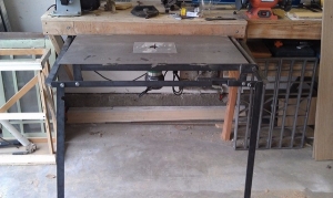 Hide-Away Router Table