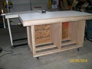 Outfeed and Assembly Table
