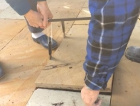 Paving Tile Lifting Method