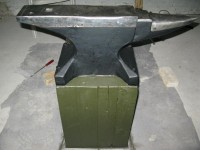 Floor-Mounted Anvil Stand