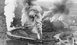 1913 small electric locomotive - photo-rimutaka-railway-1-15-incline.jpg