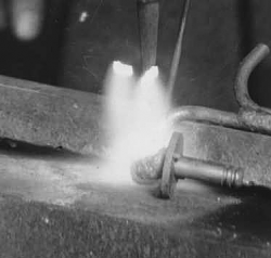 1929 one-armed blacksmith prosthetic arm - photo-screen-shot-2019-06-02-6.19.10-am.png