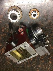 3 inch vise-09_headstockbottomwithgears.jpg