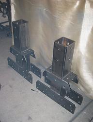 Adjustable Height Gantry Hoist-center-bolt-mounts.jpg