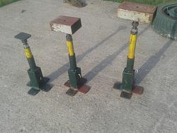 Adjustable Stands.-1.jpg