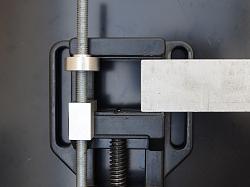 ADJUSTABLE VISE HOLDER!-without-torsion.jpg
