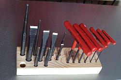 ALLEN KEY, PUNCH AND CHISEL RACK-dsc02688.jpg