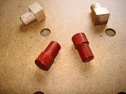 Bench dogs for benchtop bench-dsc06270.jpg