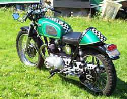 BikeBuilds.net: Triumph Scrapyard Cafe by Goldy-jbnd.jpg
