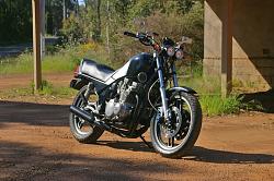 BikeBuilds.net: Yamaha XJ750 "Pumba" by darkfibre-lm333.jpg