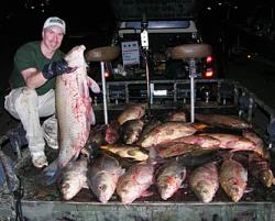 BoatBuilds.net: Bowfishing Madness Custom Excel Airboat by Gene Hobbs-bowfishing_boat6.jpg