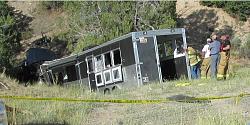 Bus drives off hillside - GIF-spanishfork-fatal-4-.jpg