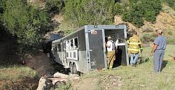 Bus drives off hillside - GIF-spanishfork-fatal-5-.jpg
