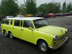 C_two-trabant_limousine_front_corner1.jpg