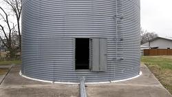 Click image for larger version.
Name: grainsilocabin3.jpg
Views: 223
Size: 88.9 KB
ID: 6845