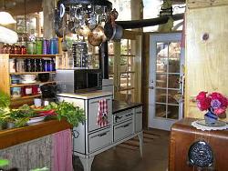 Click image for larger version.
Name: underground_cabin_2.jpg
Views: 273
Size: 35.9 KB
ID: 4544