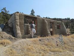 CabinBuilds.net: Montana Earth Bag Cabin by Kent-earthbagcabin6.jpg