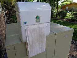 Clean/dirty towel dispensing/storing pole - photo-antique-continuous-cloth-hand-towel_1_306b27468b9cc8244054be3d315aee90-1-.jpg