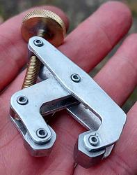 CNC Router-kant-twist-clamp-06.jpg