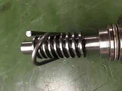 Comparing worm shaft depth with three wire method-another-view-gauge-place.jpg