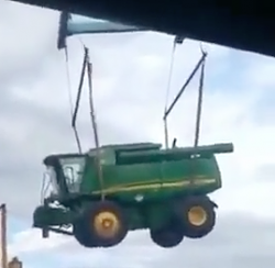 Crane drops combine - GIF-03.png