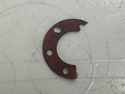 Cutting small gaskets-17e612ef-aab0-45ff-8cf9-27408c92e70e.jpeg