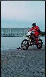 Dirtbike riding on water - GIF-002.jpg