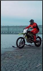 Dirtbike riding on water - GIF-005.jpg