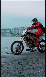 Dirtbike riding on water - GIF-011.jpg