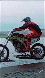 Dirtbike riding on water - GIF-017.jpg