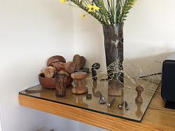 Display shelf-cb544ea3-7e36-40b5-8b32-d36ee884ad99.jpg