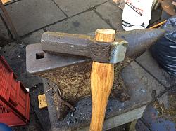 Dog head sledgehammer-976e9006-0372-47a6-ad75-3ba0b42beabb.jpg