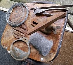 ELECTROLYTIC BATH FOR RUST REMOVAL-1-20210725_111337.jpg