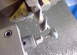 End mill sharpening.-win_20230811_14_16_26_pro.jpg