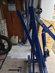 Engine Hoist storage squeeze-hoist-1.jpg