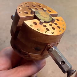 Engraving vise - video-varieation-3.png