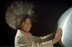 Fishing rod static electricity buildup - GIF-hv-hairdo....png