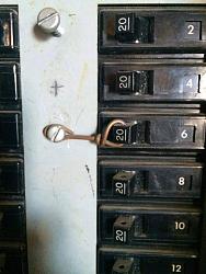Fuse replacement guide - photo-tedpklb.jpg