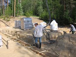 GarageBuilds.net: Finnish Man Cave by juhap-finnishmancave1.jpg