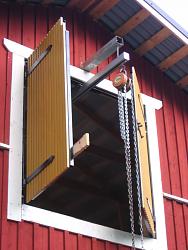 GarageBuilds.net: Finnish Man Cave by juhap-finnishmancave11.jpg