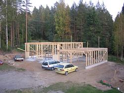 GarageBuilds.net: Finnish Man Cave by juhap-finnishmancave3.jpg