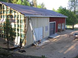 GarageBuilds.net: Finnish Man Cave by juhap-finnishmancave6.jpg