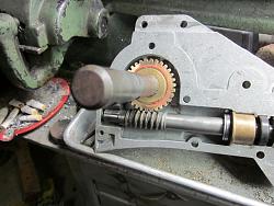 Gear hobbing-gearinplace.jpg