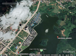 Giant shared swimming pool - GIF-resort-4200-ft.png
