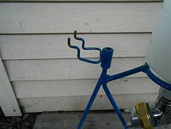 HLVP paint gun holder-dscn7913.jpg