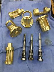 Click image for larger version.&nbsp;

Name:	Ecentric engaging worm screws for fine feed.JPG&nbsp;
Views:	336&nbsp;
Size:	253.1 KB&nbsp;
ID:	46637
