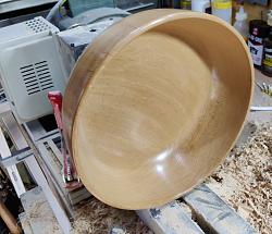Click image for larger version. 

Name:	beech_bowl_finished_on_lathe.jpg 
Views:	24 
Size:	302.9 KB 
ID:	47315