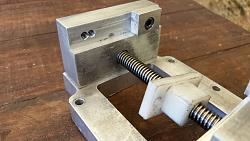 Homemade cnc router vice-20150524_125603.jpg