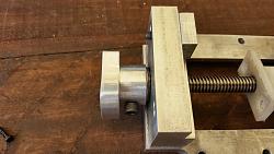 Homemade cnc router vice-20150524_125620.jpg